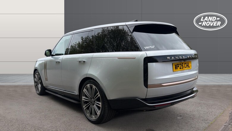 Land Rover Range Rover 4.4 P615 V8 SV 4dr Auto Petrol Estate